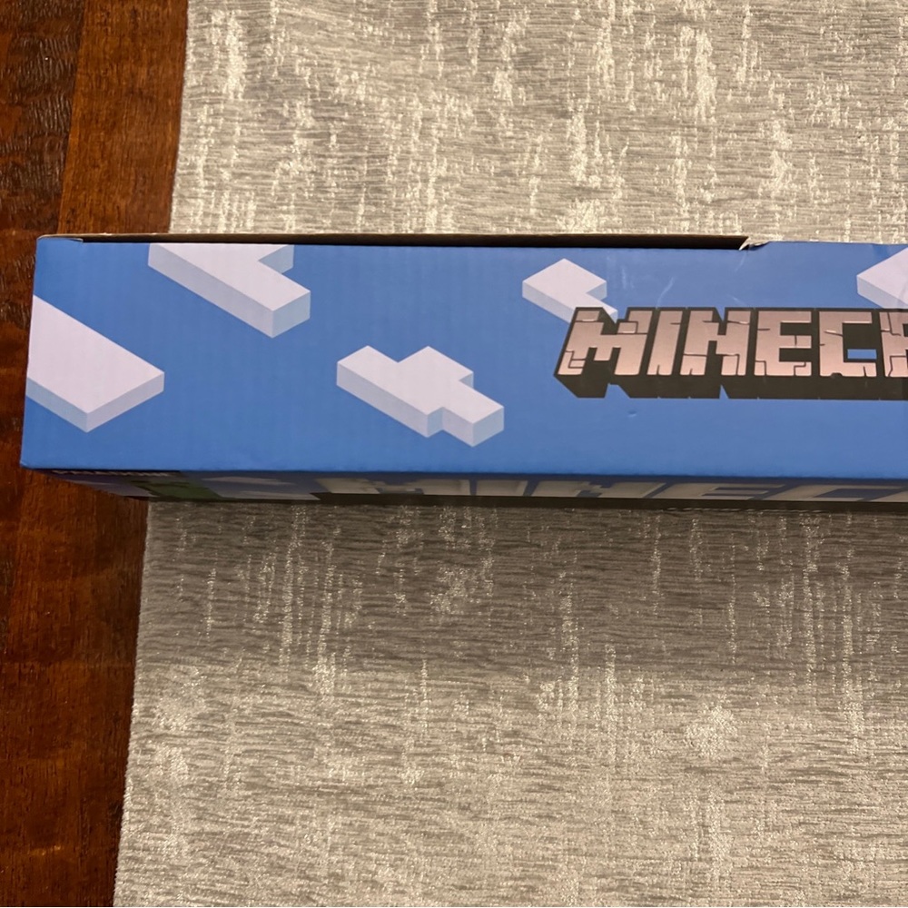 Minecraft Logo Light - Picture 8 of 9